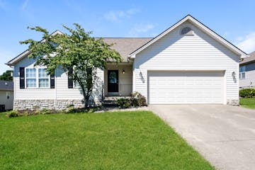 117 Lansdowne Dr Nicholasville, KY 40356